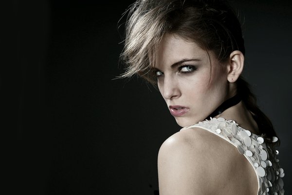 Nuisette en coton : le confort raffiné par le chat lingerie